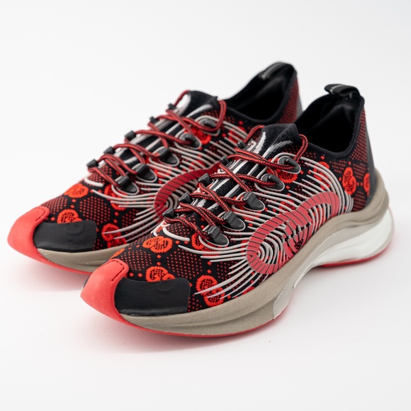 Size 12G - Gucci Run Sneaker Black Red GG